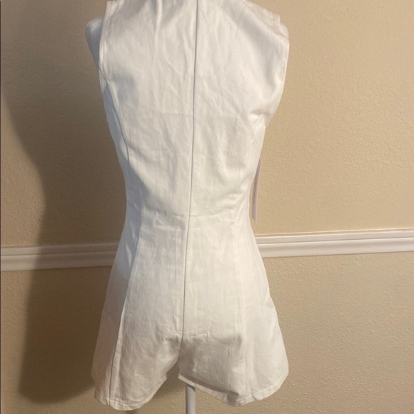 Princess Polly Damico Ivory Sleeveless Button Romper - Picture 4 of 9